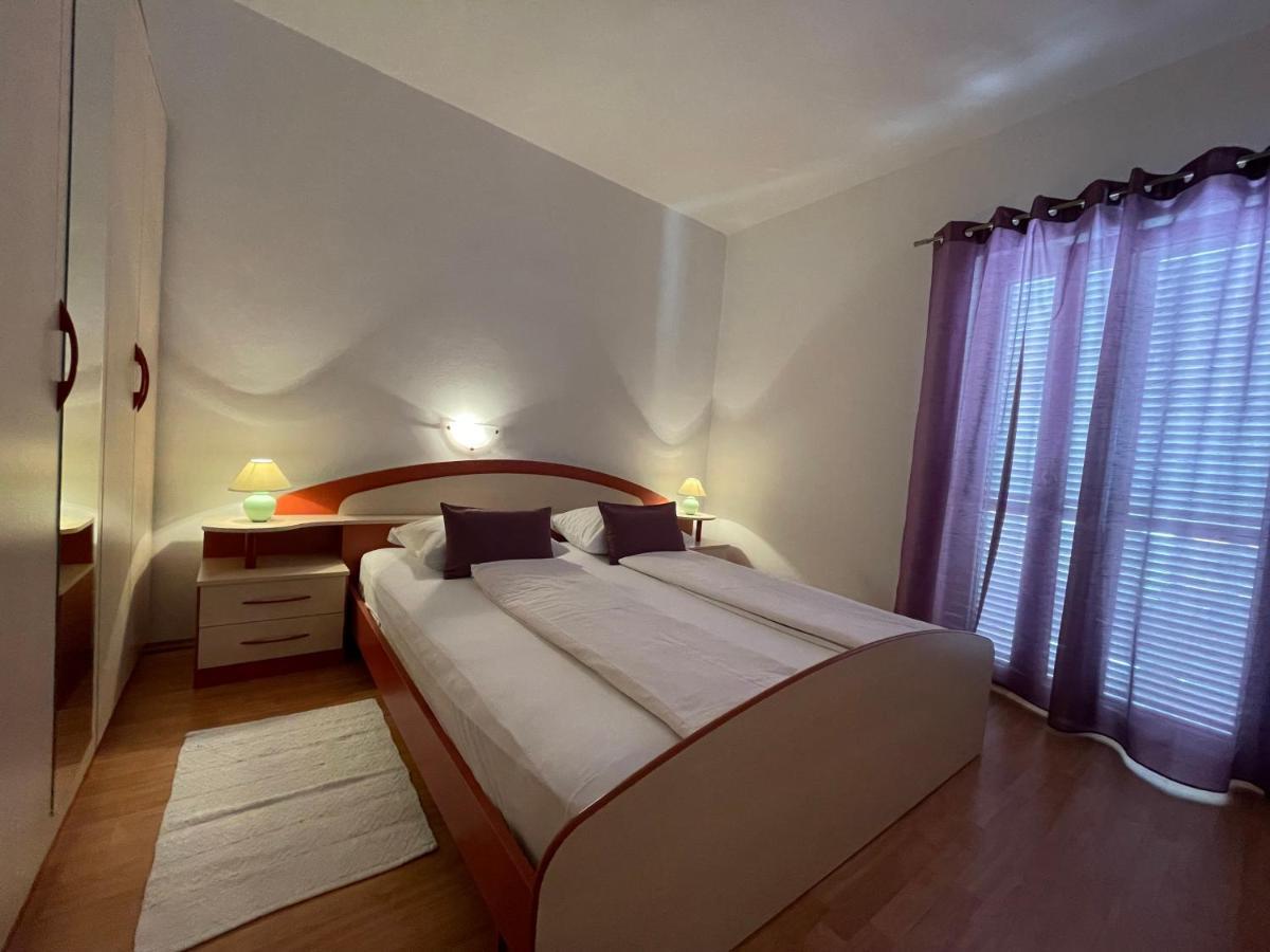 Apartmani Ruzarija Rab Town Zewnętrze zdjęcie
