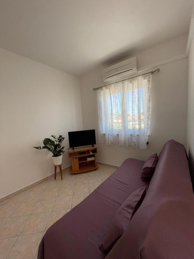 Apartmani Ruzarija Rab Town Zewnętrze zdjęcie